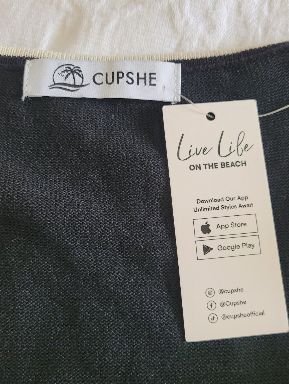 NWT CUPSHE Live Life On The Beach Black & Cream Asymmetric Ruffle Midi Dress Lg - Picture 7 of 11